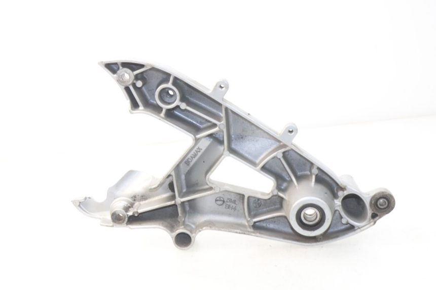 photo de MONTAJE TUBO ESCAPE YAMAHA CYGNUS X INJECTION 125 (2007 - 2013)