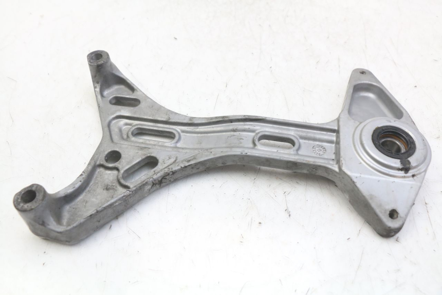 photo de SOPORTE DE ESCAPE HONDA FES PANTHEON 2T 125 (1998 - 2002)