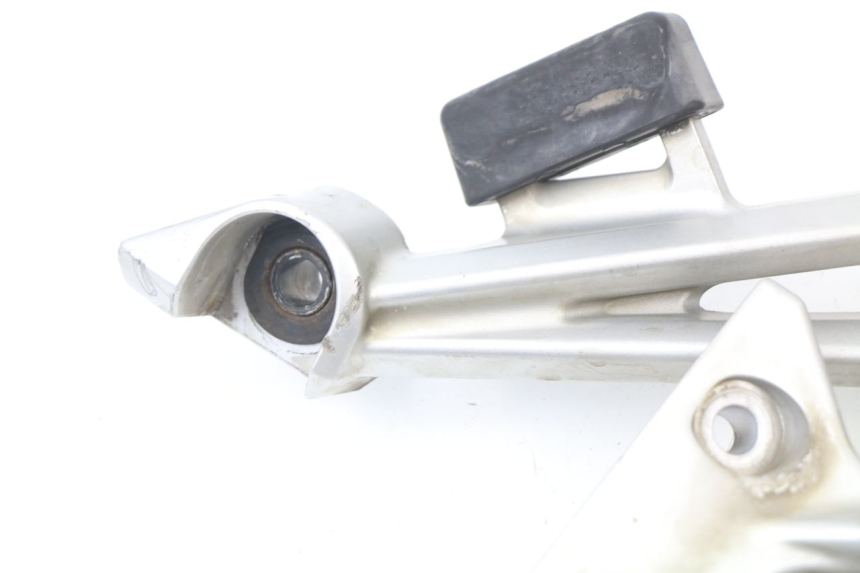 photo de MONTAJE TUBO ESCAPE YAMAHA FJR ABS 1300 (2006 - 2012)