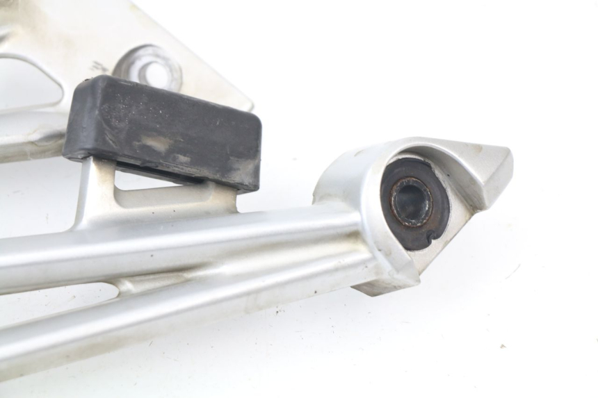 photo de MONTAJE TUBO ESCAPE YAMAHA FJR ABS 1300 (2006 - 2012)