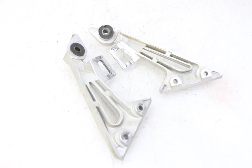 photo de MONTAJE TUBO ESCAPE YAMAHA FJR ABS 1300 (2006 - 2012)