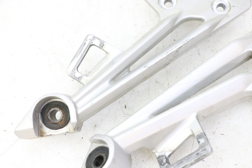 photo de MONTAJE TUBO ESCAPE YAMAHA FJR ABS 1300 (2006 - 2012)