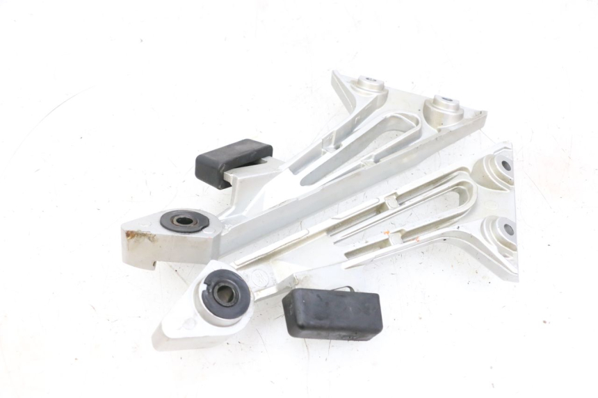 photo de MONTAJE TUBO ESCAPE YAMAHA FJR ABS 1300 (2006 - 2012) - Otra perspectiva