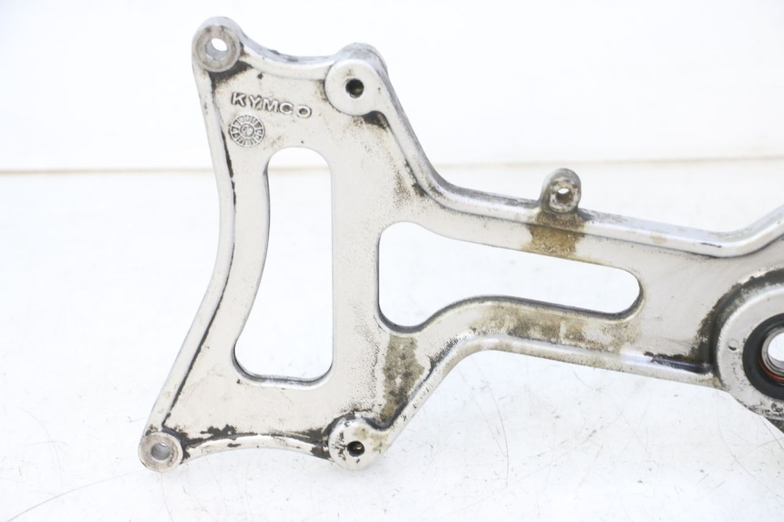 photo de MONTAJE TUBO ESCAPE KYMCO GRAND DINK 125 (2002 - 2007)