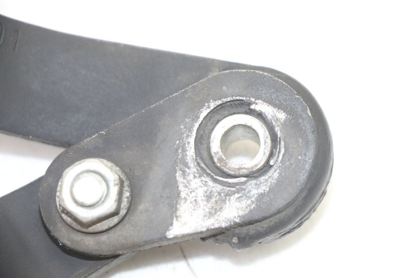 photo de SOPORTE DE ESCAPE PEUGEOT KISBEE 2T 50 (2010 - 2017)