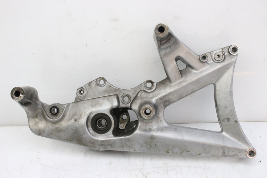photo de SOPORTE DE ESCAPE MBK SKYCRUISER 125 (2010 - 2013)