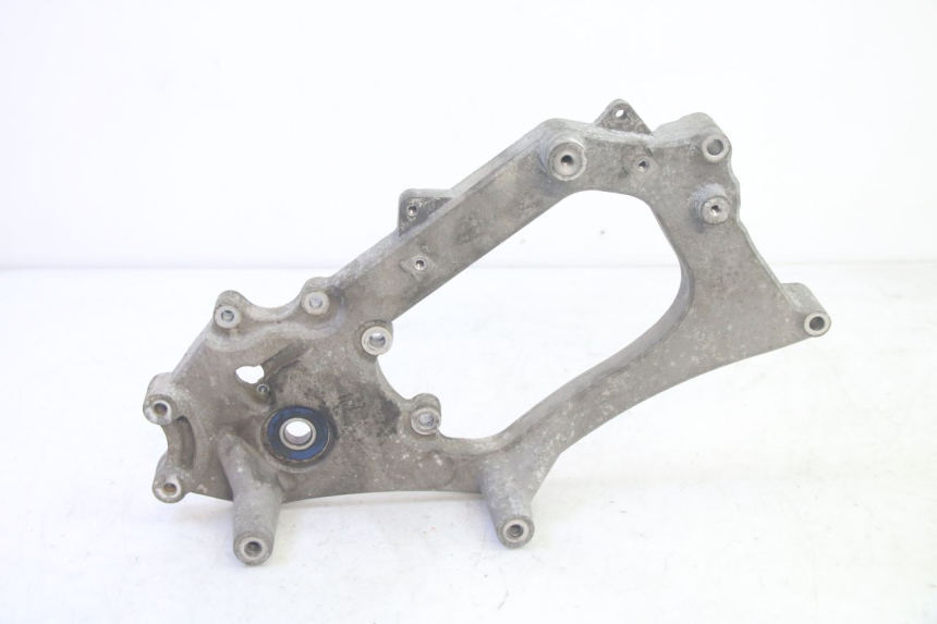 photo de MONTAJE TUBO ESCAPE PIAGGIO MP3 HPE 350 (2018 - 2020) - Vista principal