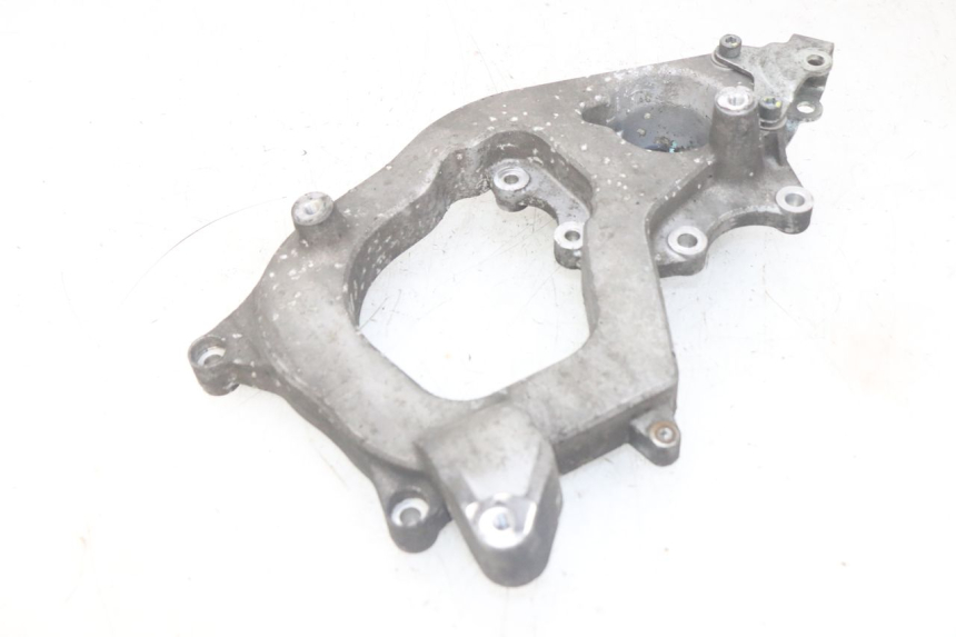 photo de MONTAJE TUBO ESCAPE PIAGGIO MP3 HPE 300 (2019 - 2026) - Zoom estado de uso