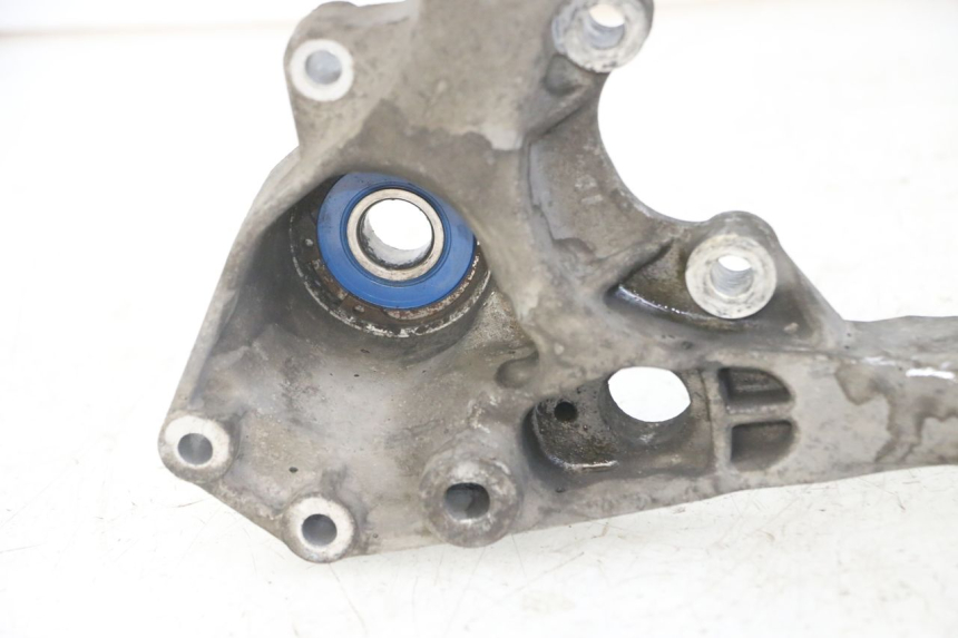 photo de MONTAJE TUBO ESCAPE PIAGGIO MP3 LT 300 (2010 - 2016)