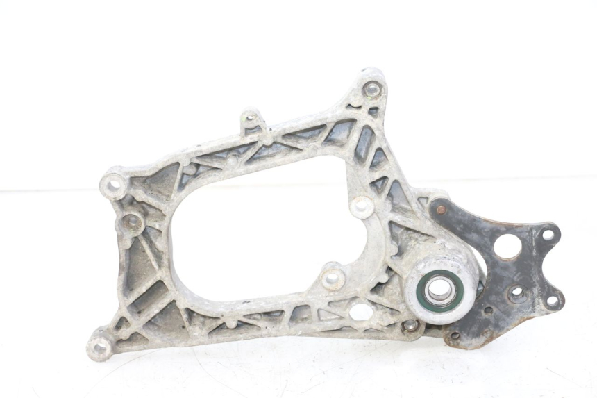 photo de SOPORTE DE ESCAPE PIAGGIO MP3 RL 250 (2007 - 2010)
