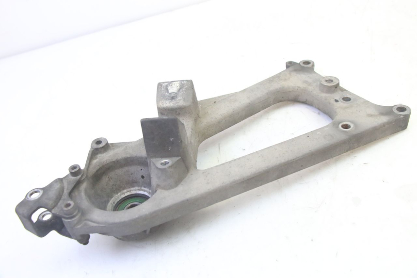 photo de MONTAJE TUBO ESCAPE PIAGGIO MP3 500 (2011 - 2015)