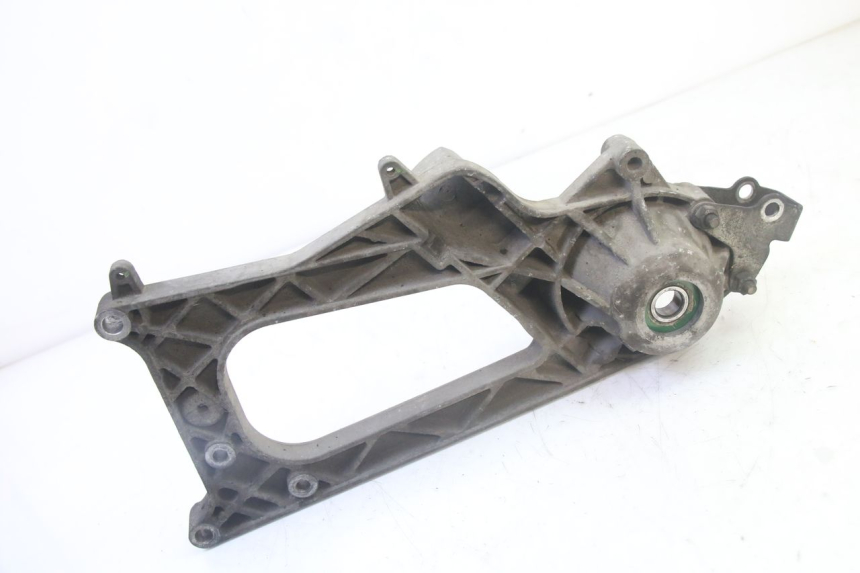 photo de MONTAJE TUBO ESCAPE PIAGGIO MP3 500 (2011 - 2015)