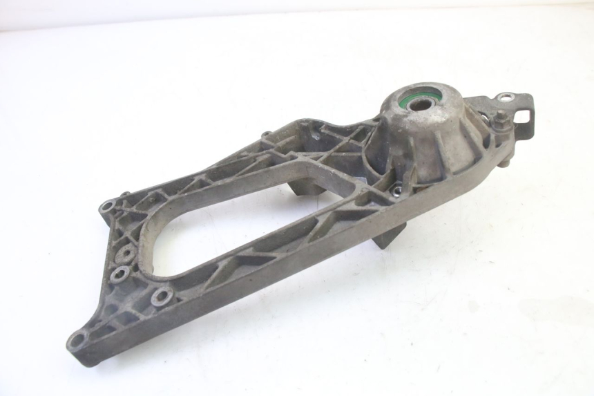 photo de MONTAJE TUBO ESCAPE PIAGGIO MP3 500 (2011 - 2015)