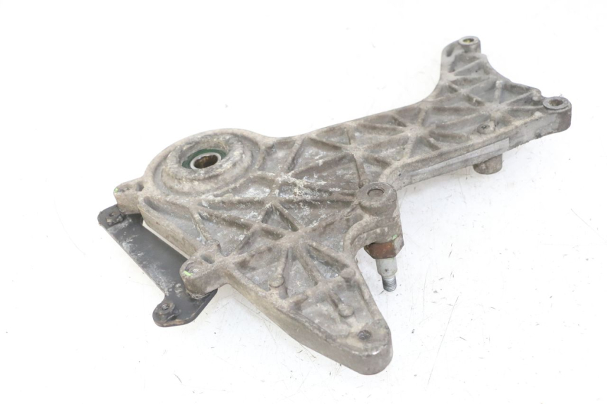 photo de SOPORTE DE ESCAPE GILERA NEXUS 125 (2009 - 2013)