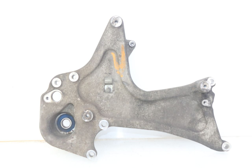 photo de SOPORTE DE ESCAPE PIAGGIO BEVERLY 125 (2010 - 2015)