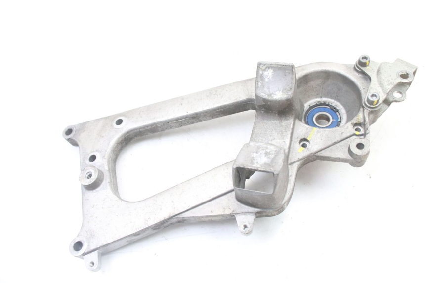 photo de MONTAJE TUBO ESCAPE PIAGGIO MP3 500 (2014 - 2016)