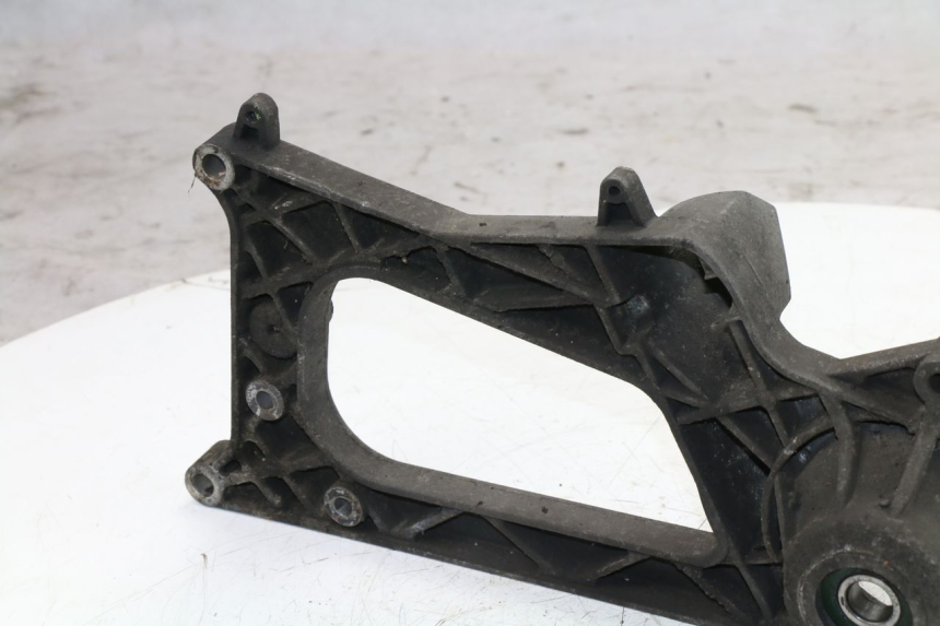 photo de SOPORTE DE ESCAPE PIAGGIO MP3 LT 400 (2007 - 2012)