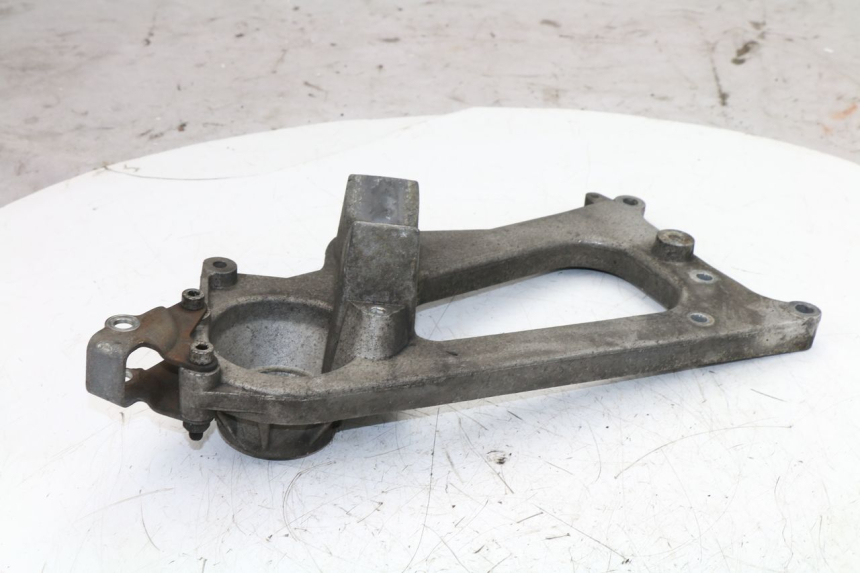 photo de SOPORTE DE ESCAPE PIAGGIO MP3 LT 400 (2007 - 2012)