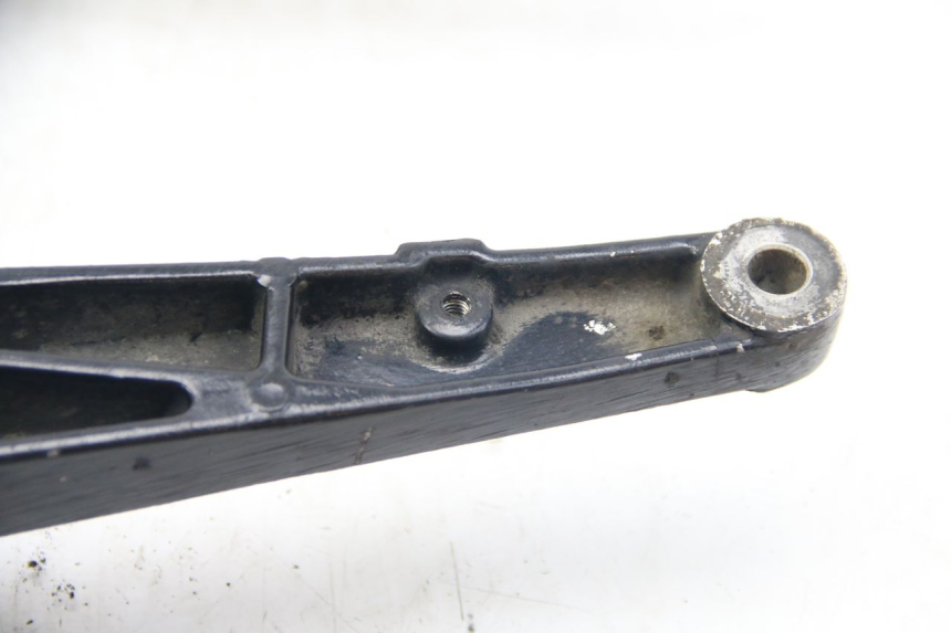 photo de SOPORTE DE ESCAPE SUZUKI SIXTEEN 125 (2008 - 2010)