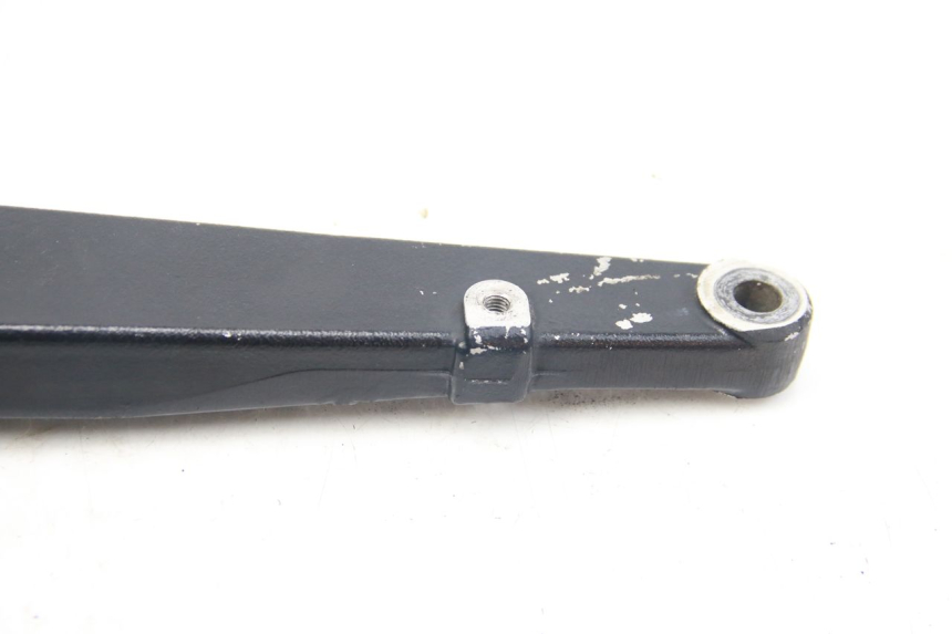 photo de SOPORTE DE ESCAPE SUZUKI SIXTEEN 125 (2008 - 2010)