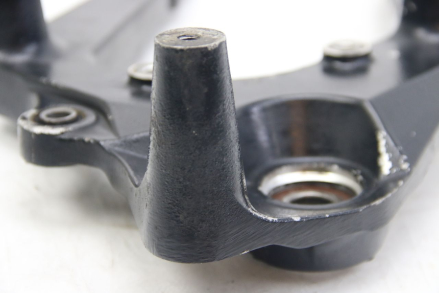 photo de SOPORTE DE ESCAPE SUZUKI SIXTEEN 125 (2008 - 2010)