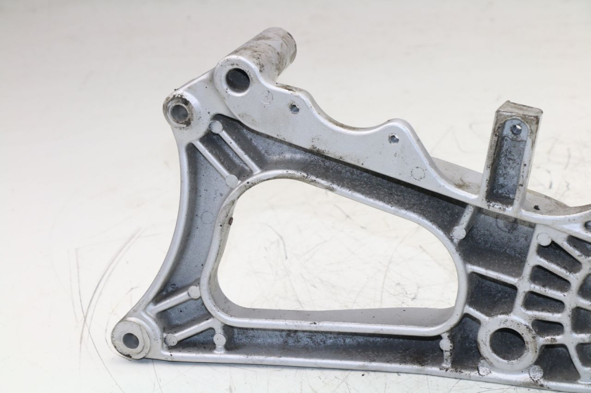 photo de MONTAJE TUBO ESCAPE SYM HD EVO 125 (2006 - 2010)