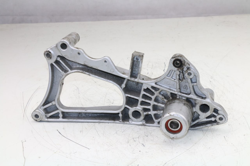 photo de MONTAJE TUBO ESCAPE SYM HD EVO 125 (2006 - 2010)