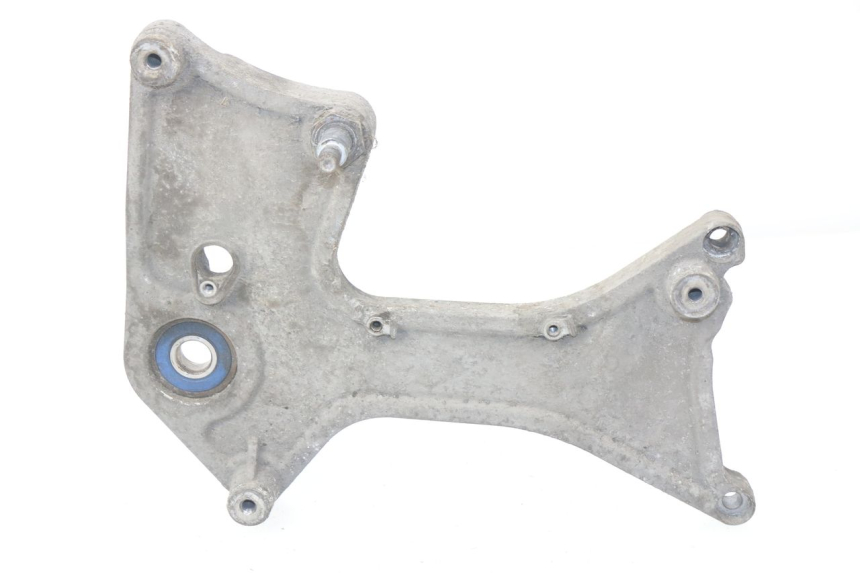 photo de SOPORTE DE ESCAPE PIAGGIO VESPA GTS SUPER IE 125 (2009 - 2016)