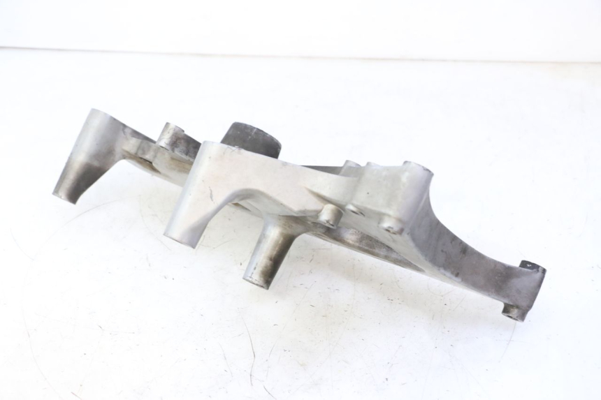 photo de SOPORTE DE ESCAPE YAMAHA X-MAX XMAX 125 (2010 - 2014)