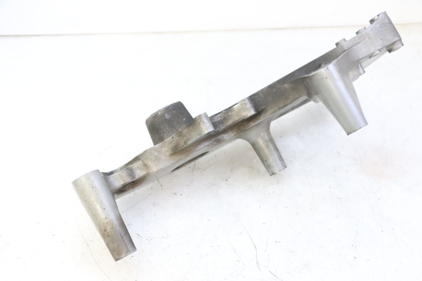 photo de SOPORTE DE ESCAPE YAMAHA X-MAX XMAX 125 (2010 - 2014)