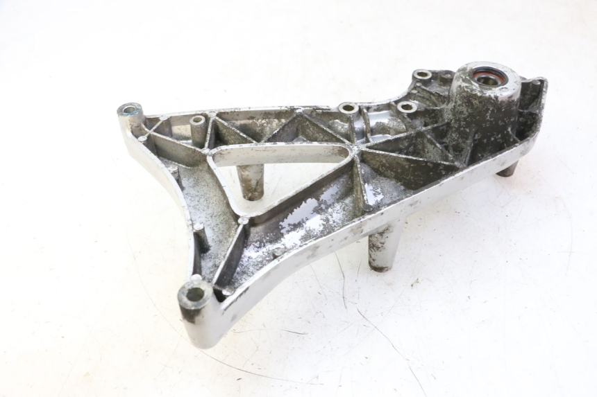 photo de SOPORTE DE ESCAPE YAMAHA X-MAX XMAX 250 (2006 - 2009)