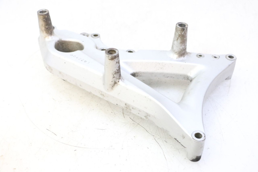 photo de SOPORTE DE ESCAPE YAMAHA X-MAX XMAX 250 (2006 - 2009)