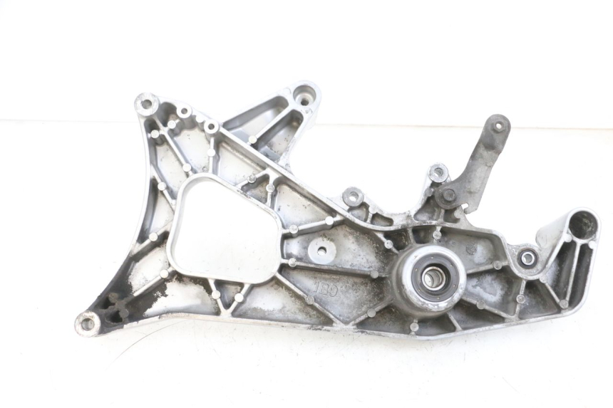 photo de SOPORTE DE ESCAPE YAMAHA XMAX X-MAX 125 (2006 - 2009) - Zoom estado de uso