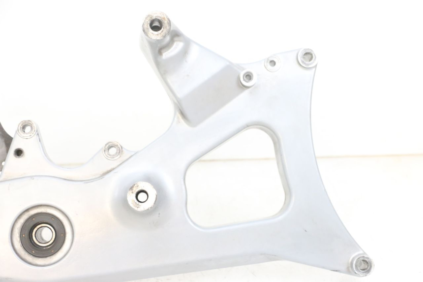 photo de SOPORTE DE ESCAPE YAMAHA XMAX X-MAX 125 (2006 - 2009) - Vista general del producto