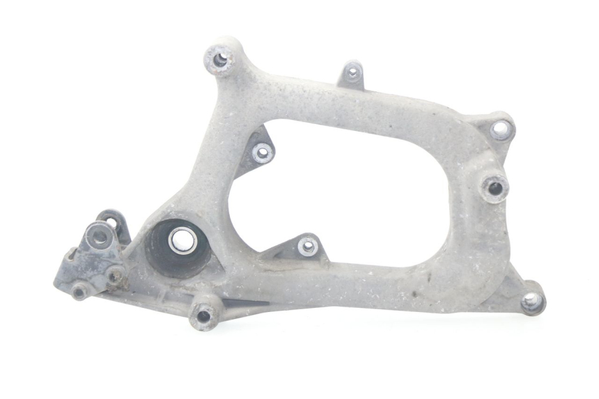 photo de SOPORTE DE ESCAPE PIAGGIO X8 125 (2004 - 2007)