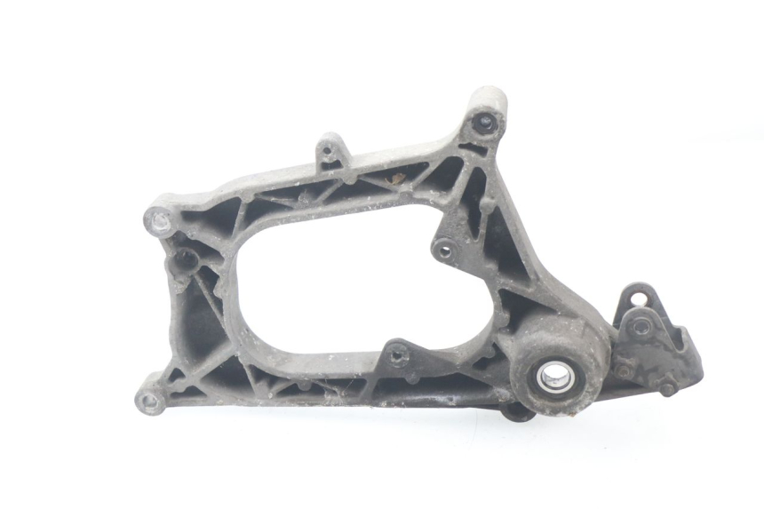 photo de SOPORTE DE ESCAPE PIAGGIO X8 125 (2004 - 2007)