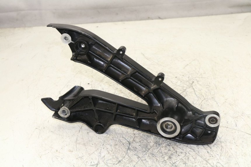 photo de MONTAJE TUBO ESCAPE YAMAHA BW'S BWS 125 (2010 - 2013)