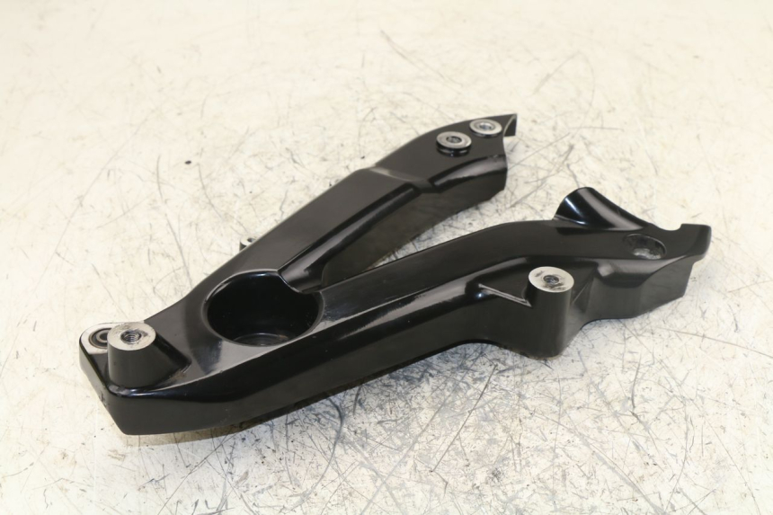 photo de MONTAJE TUBO ESCAPE YAMAHA BW'S BWS 125 (2010 - 2013)