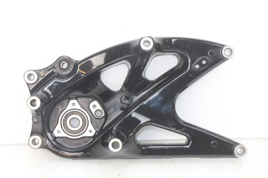 photo de SOPORTE DE ESCAPE YAMAHA N-MAX NMAX 125 (2017 - 2020)