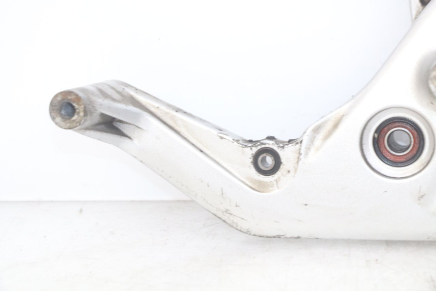 photo de SOPORTE DE ESCAPE YAMAHA YP MAJESTY 125 (2007 - 2010)