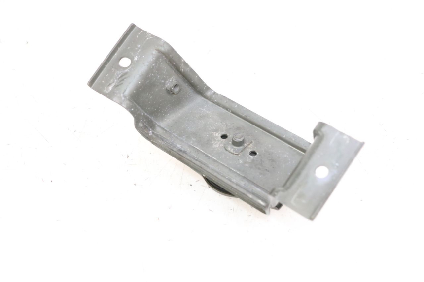 photo de SOPORTE DEPOSITO FUEL SUZUKI DL V STROM 1000 (2002 - 2007) - Detalle de la pieza