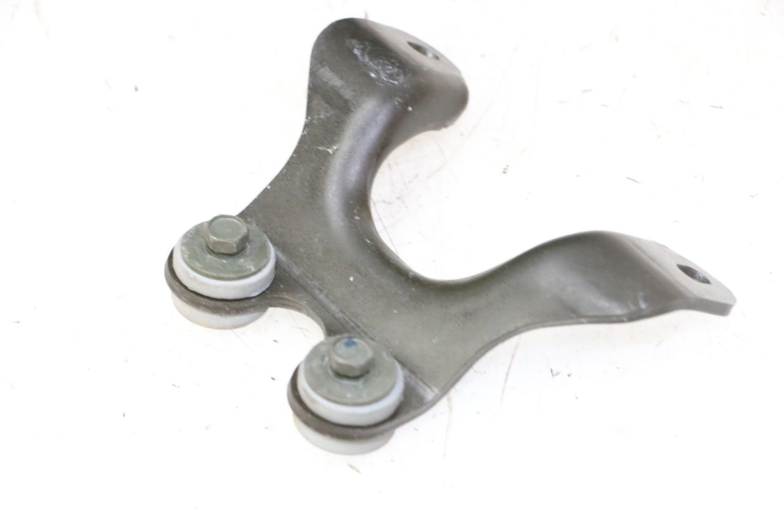 photo de SOPORTE DEPOSITO FUEL YAMAHA FZ6 FAZER S2 600 (2007 - 2011)