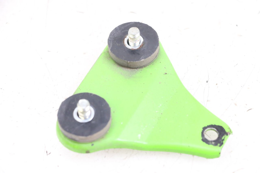 photo de SOPORTE DEPOSITO FUEL KAWASAKI KDX 125 (1990 - 1991)
