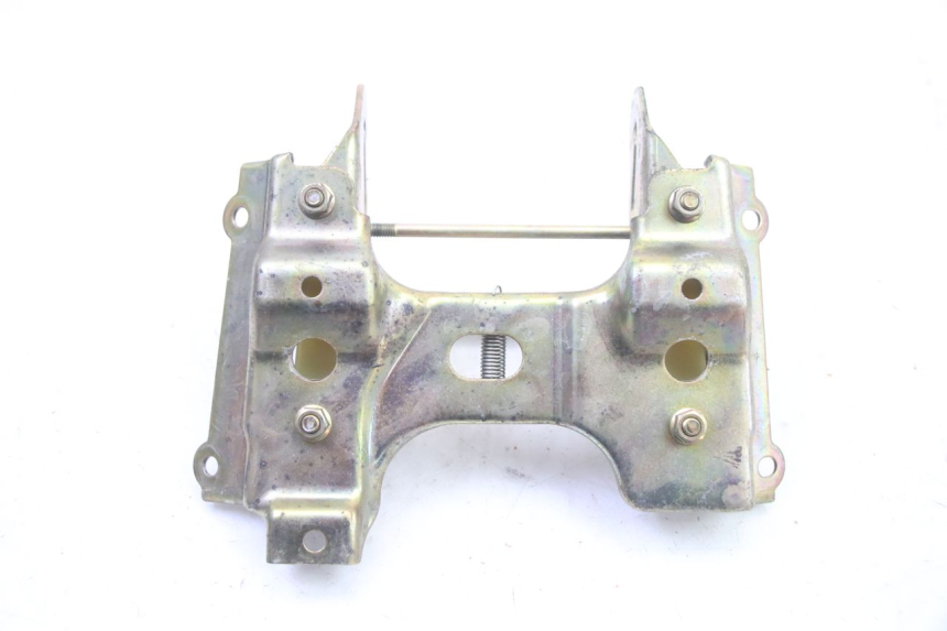 photo de SOPORTE DEPOSITO FUEL HONDA ST PAN EUROPEAN 1300 (2002 - 2013)