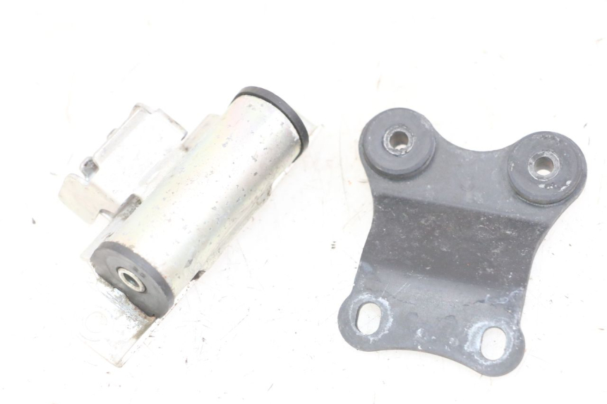 photo de SOPORTE DEPOSITO FUEL YAMAHA XJ6 ABS 600 (2008 - 2016)