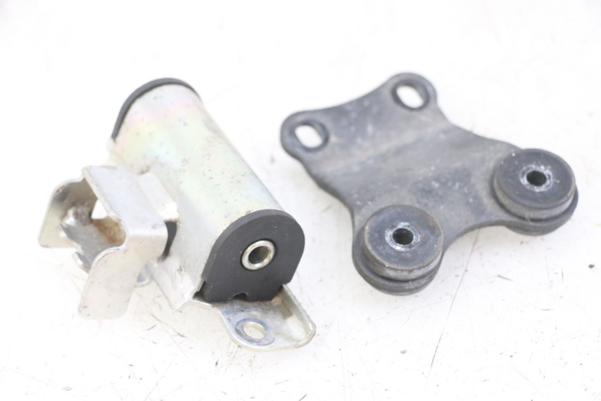 photo de SOPORTE DEPOSITO FUEL YAMAHA XJ6 ABS 600 (2008 - 2016)