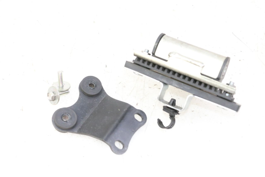 photo de SOPORTE DEPOSITO FUEL YAMAHA XJ6 ABS 600 (2008 - 2016)