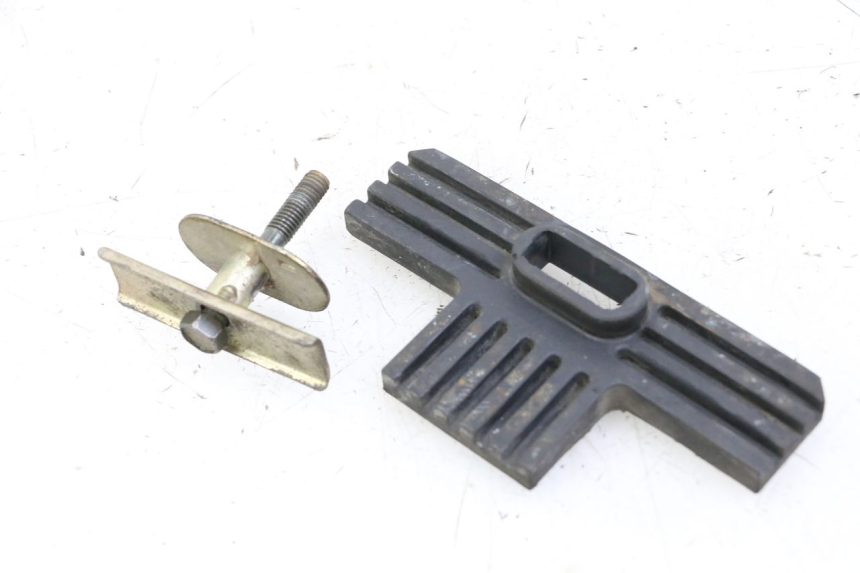 photo de SOPORTE DEPOSITO FUEL YAMAHA XJN DIVERSION 600 (2000 - 2003)