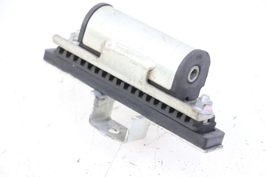 photo de SOPORTE DEPOSITO FUEL YAMAHA XJ6 600 (2008 - 2016)