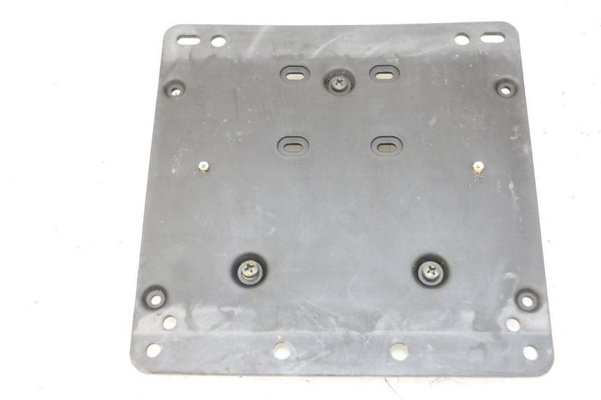photo de PORTA MATRICULA PIAGGIO X9 EVOLUTION 125 (2003 - 2007)